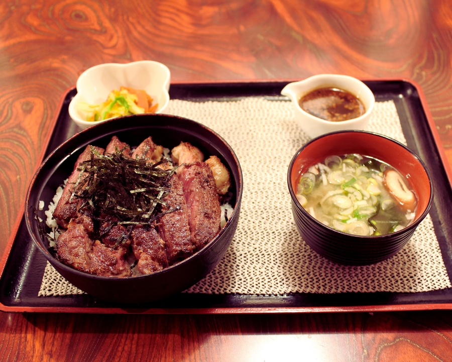 ステーキ丼